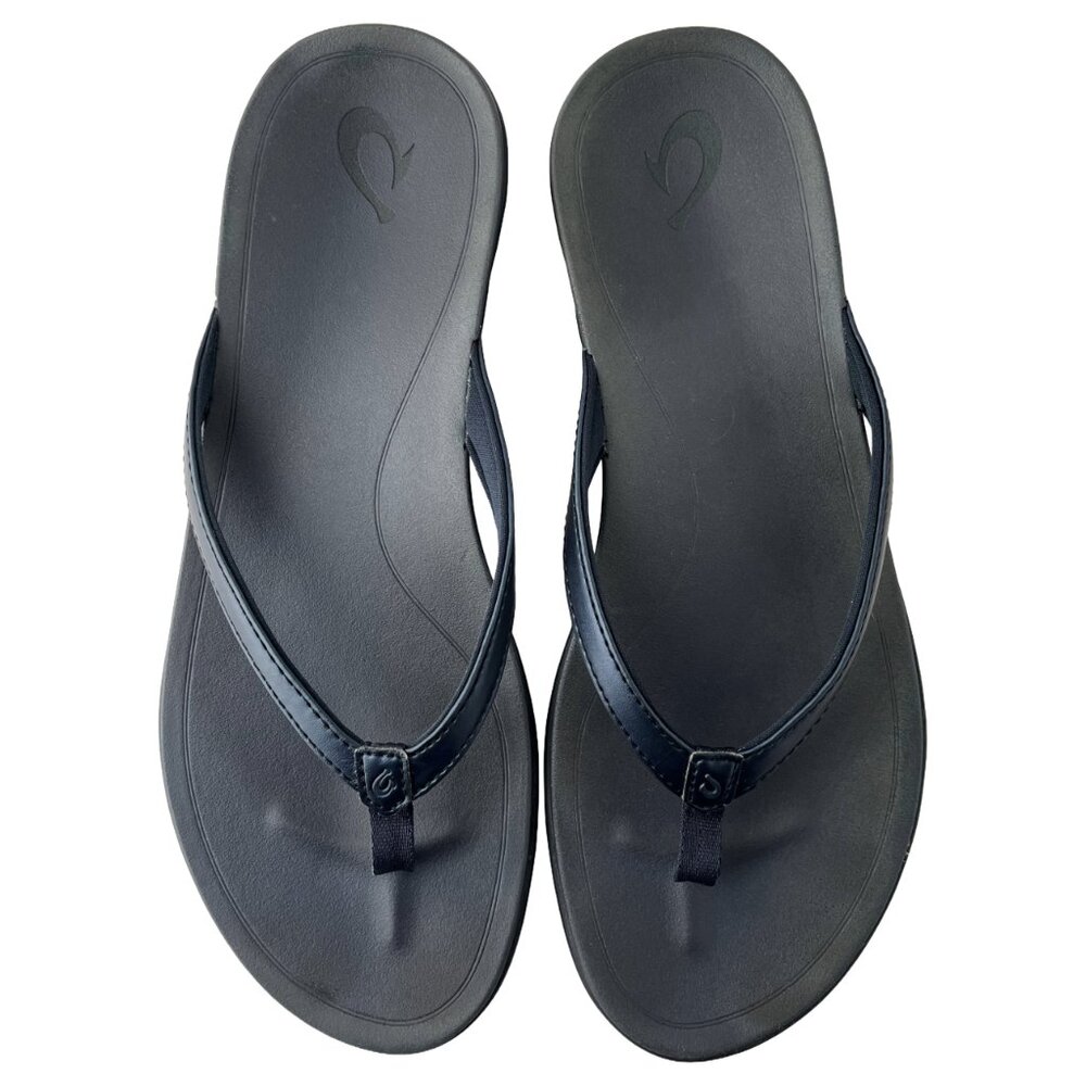 OluKai Ho’opio Flip Flops | Navy Comfort Beach Sandals | Women’s 10